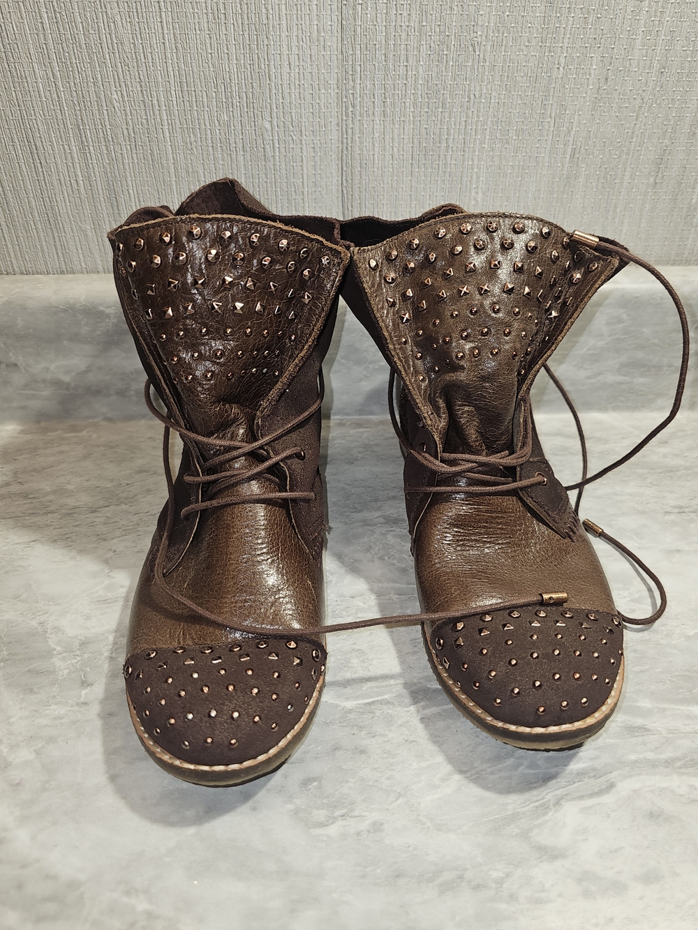 Women’s Brown Studded Lace-Up Ankle Boots - S43